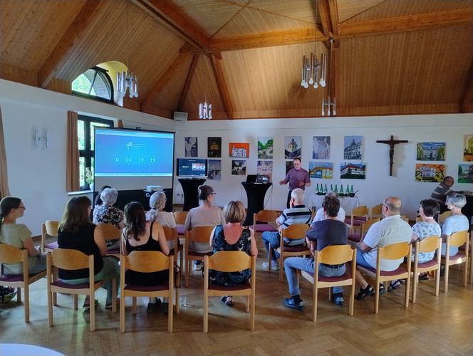 Bilder vom Launch der neuen Homepage 24.6.26