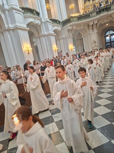 Einzug in der Hofkirche