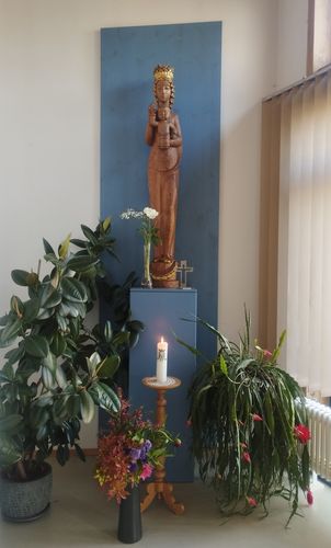 Marienstatue in der Kirche Maria, Hilfe der Christen