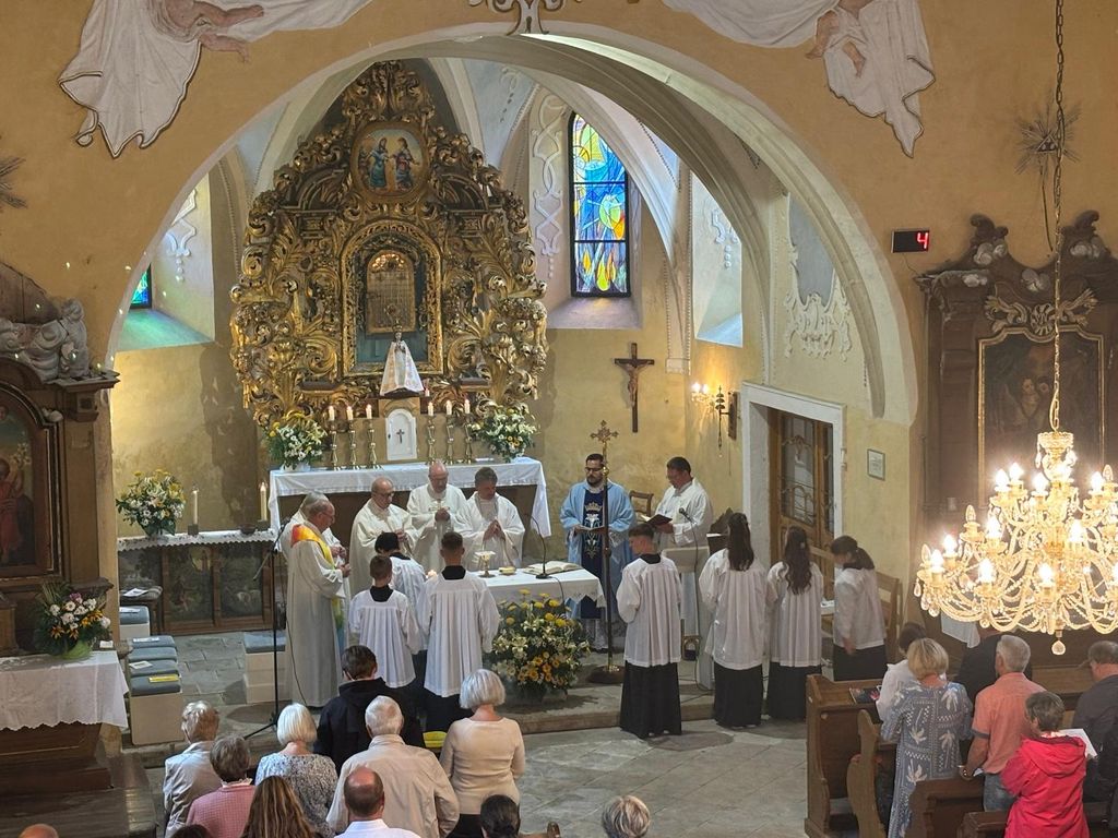 Heilige Messe in Quinau