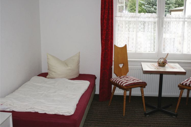 Zimmer im Jugendhaus Lebenszeichen
